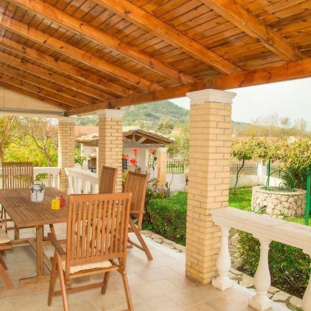 Countryside Villa Lisa 얼몬스 외부 사진